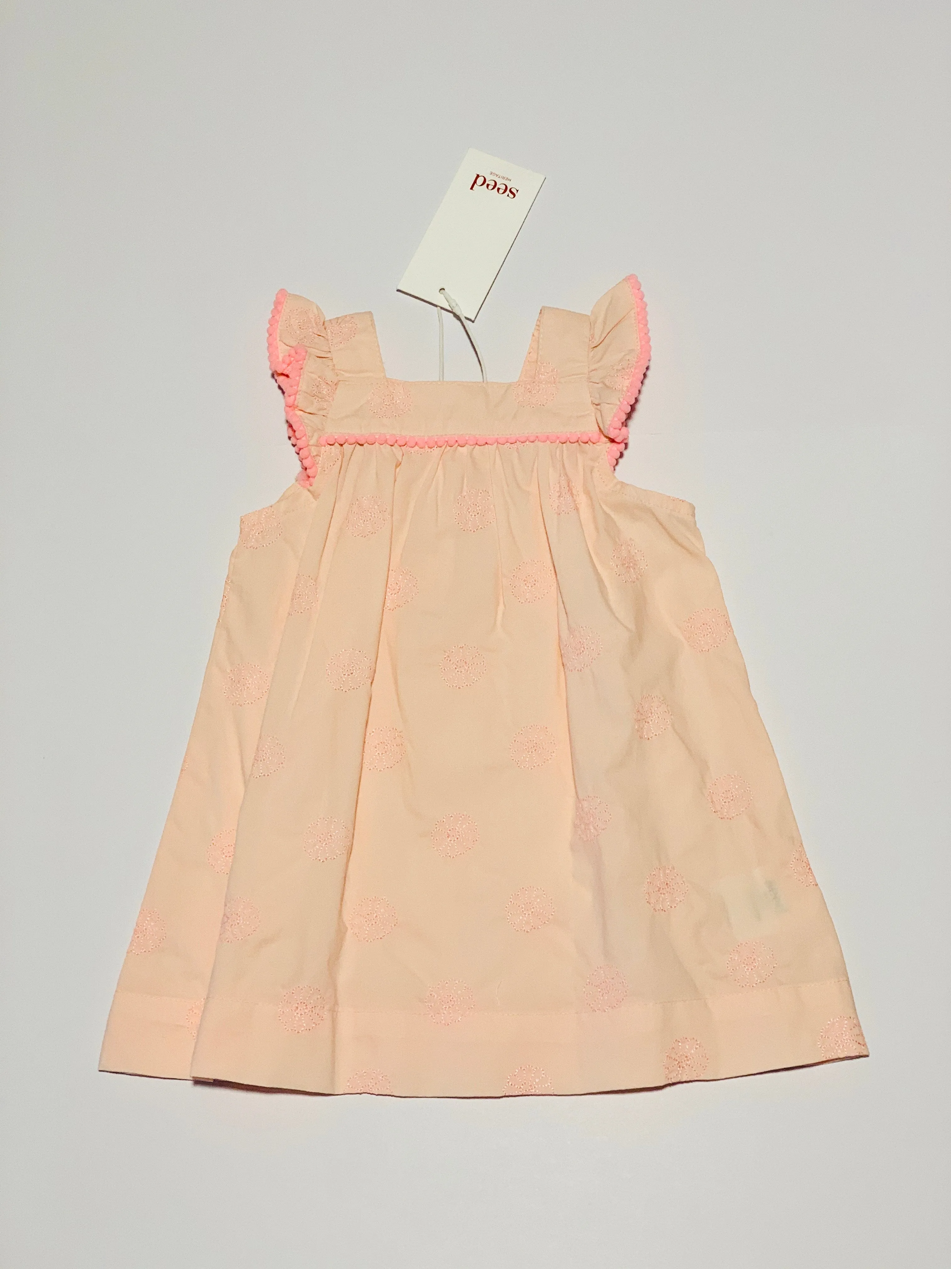 Embroidered dress brand new - Size 00