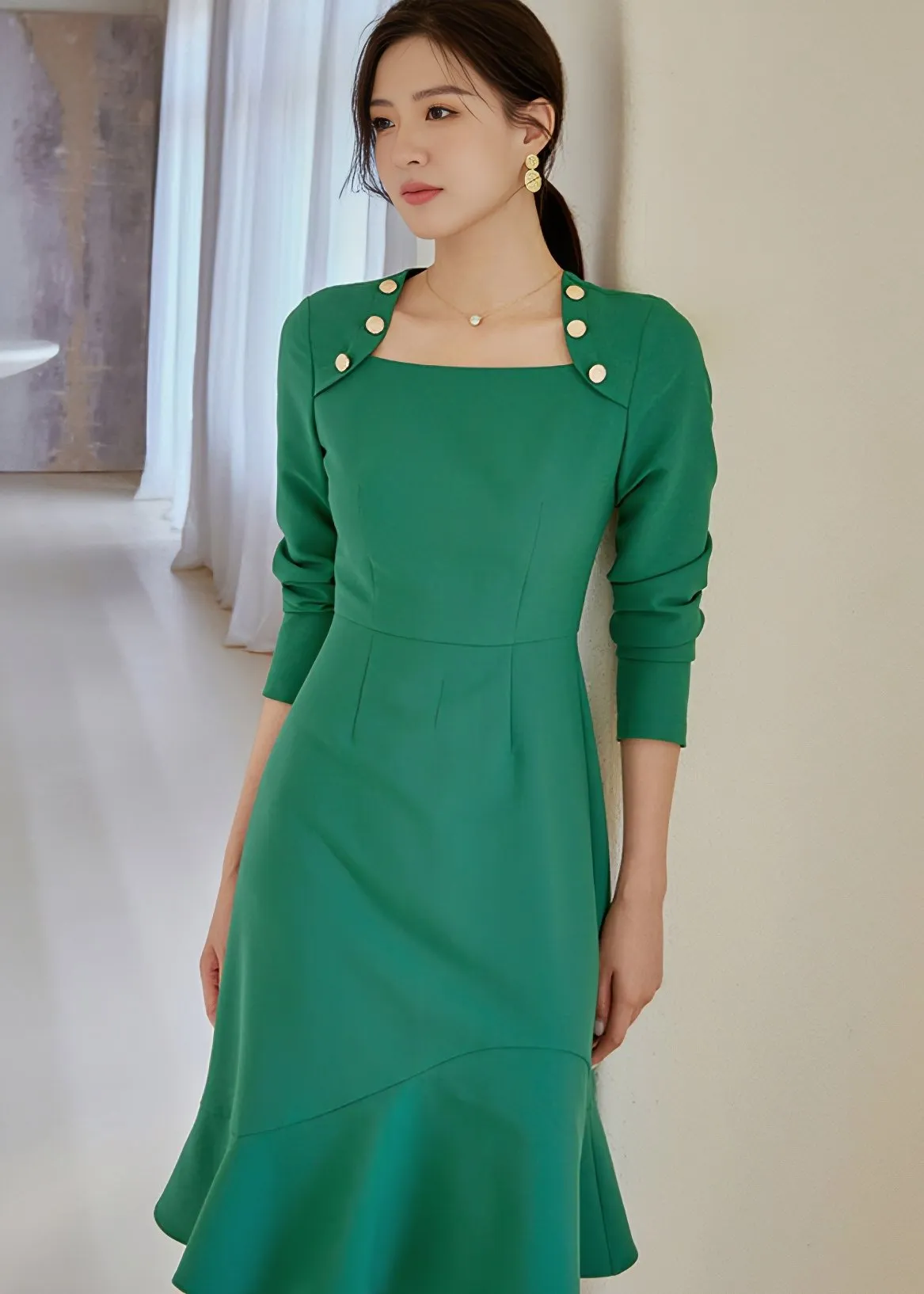 SQUARE NECK FISHTAIL DRESS